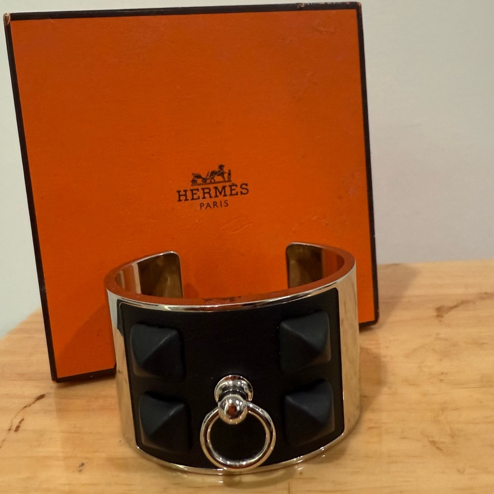 Authentic Hermès Black leather and Silver collier de chier